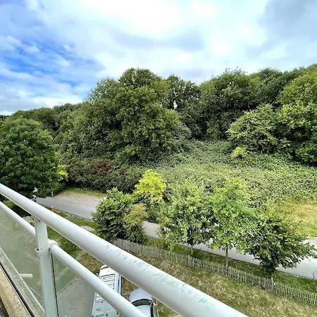 דירה Avec Parking Prive - Proche Village Et -