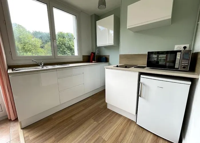 Avec Parking Prive - Proche Village Et -