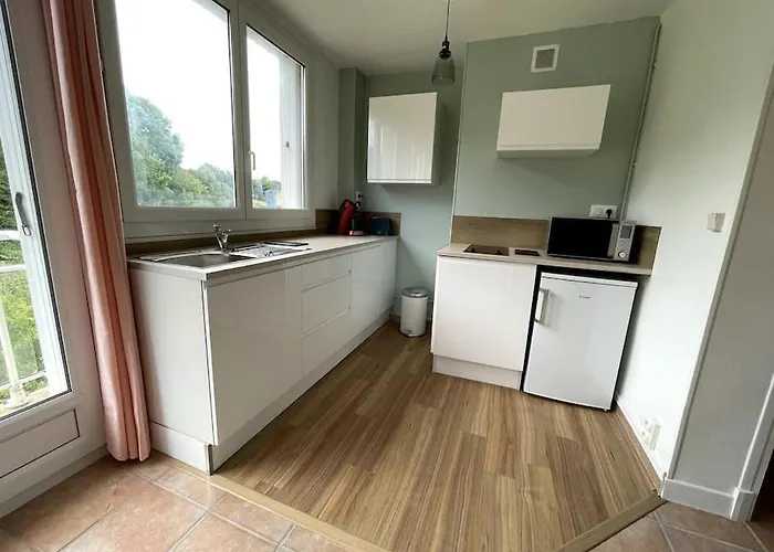 Avec Parking Prive - Proche Village Et - Апартаменты *